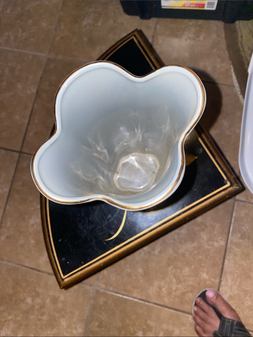 Vintage Fine China Vase Japan Gray White Lillies Butterfly Gold Trim - Picture 3 of 8